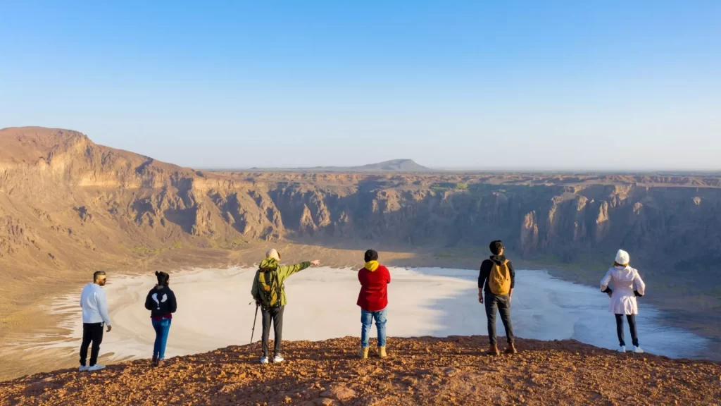 فوهة الوعبة في الطائف بالسعودية - www.visitsaudi.com