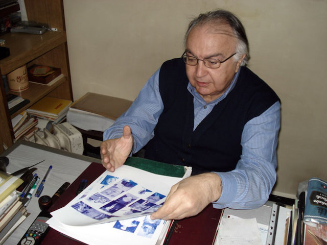 وليد إخلاصي