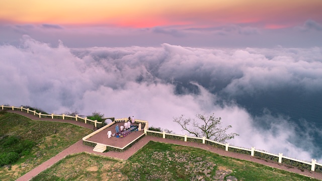 قمة إطلالة شعت Shaath Heights