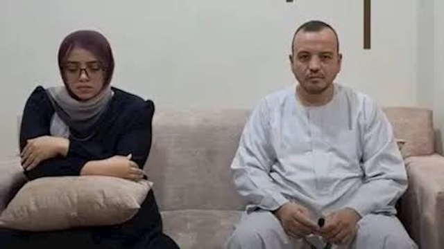 عائشة مع والدها