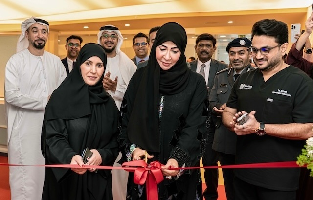 خلال افتتاح "سمايل فيرس"