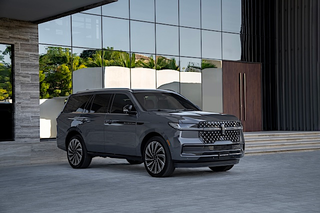 سيارة "لينكون نافيجيتور"