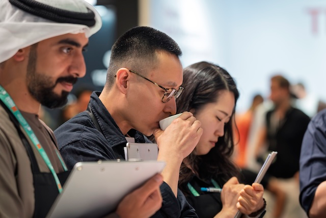 معرض عالم القهوة في دبي