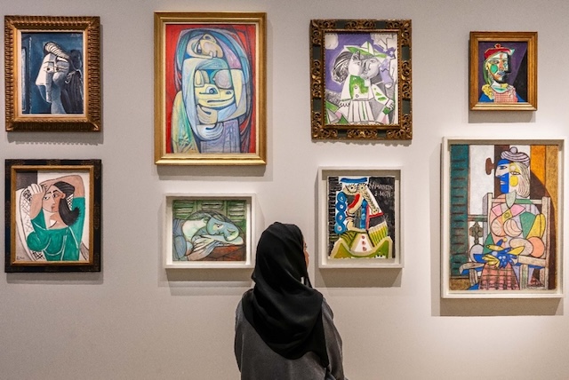 مع معرض بيكاسو